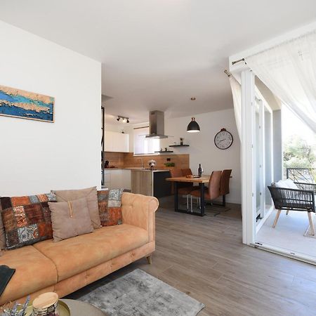 Feel Good Apartment & Studio Zára Kültér fotó