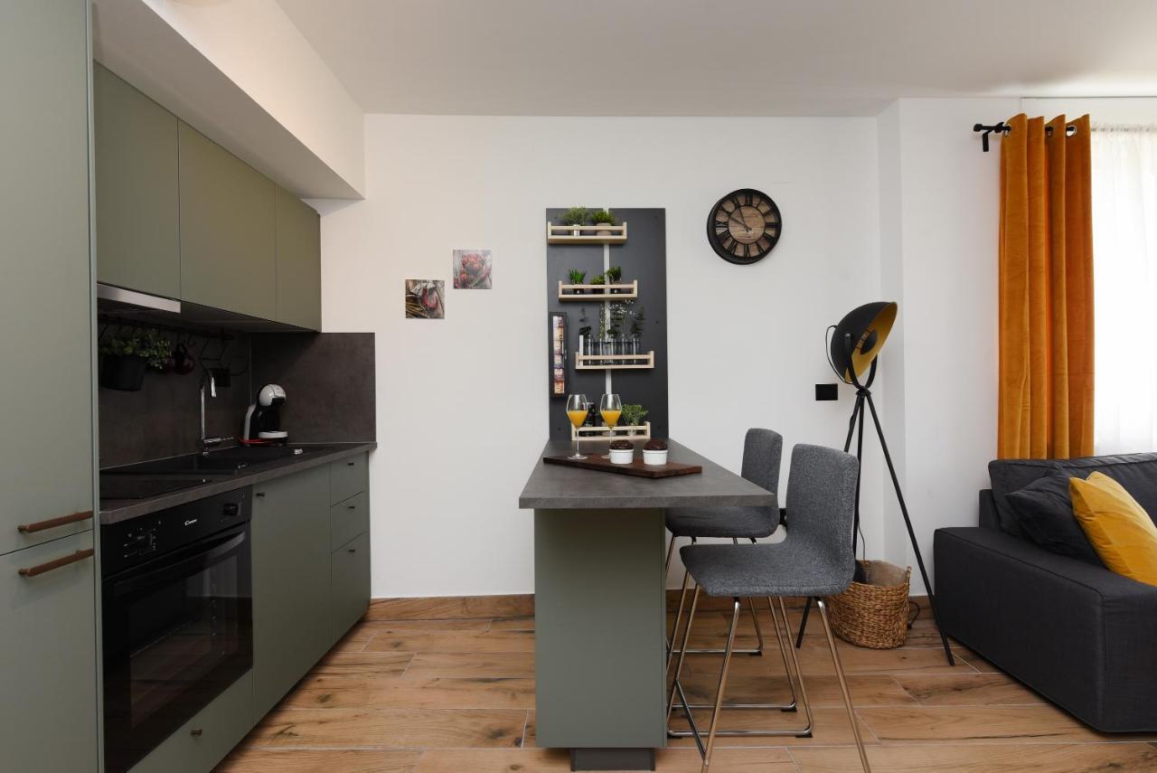 Feel Good Apartment & Studio Zára Kültér fotó